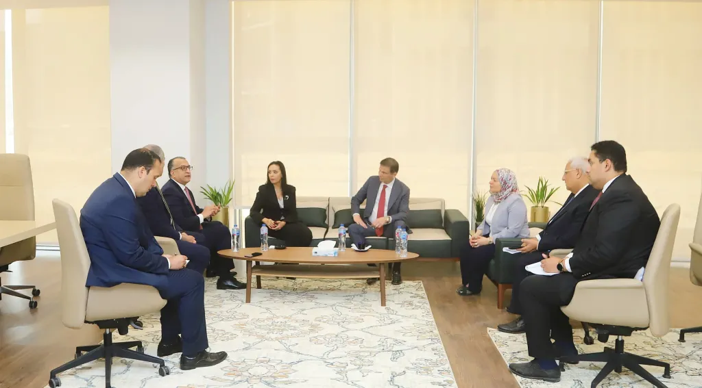 تكافل وكرامة