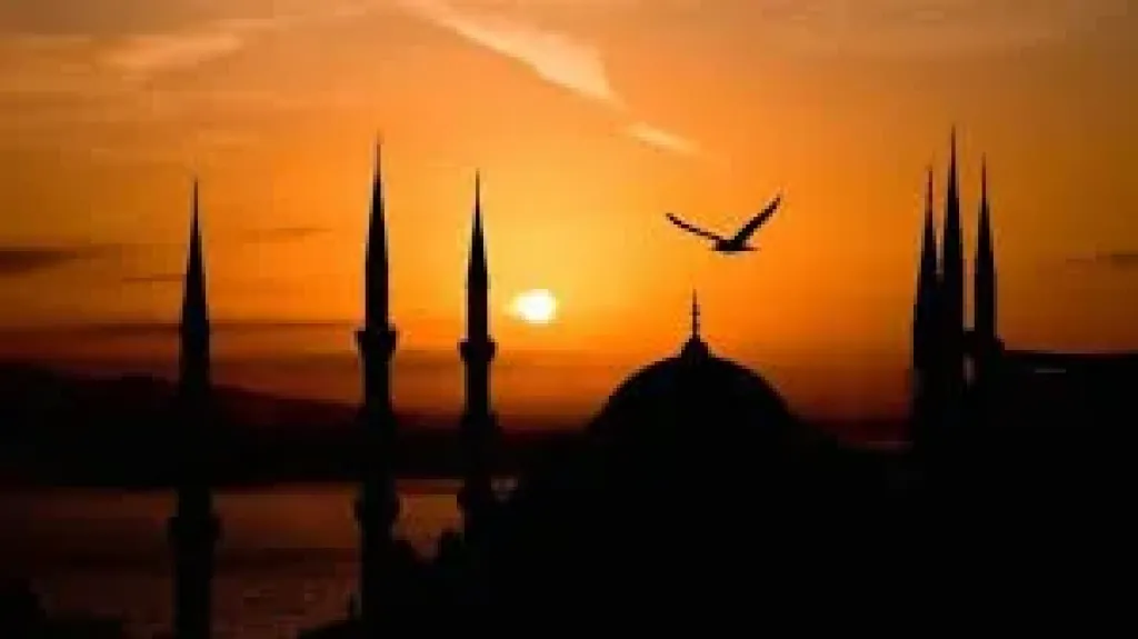 موعد اذان المغرب 
