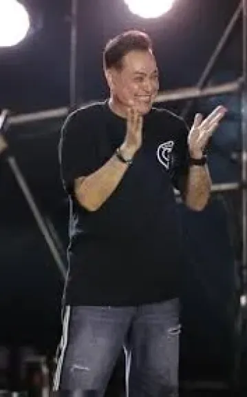 حكيم في مهرجان أوسلو