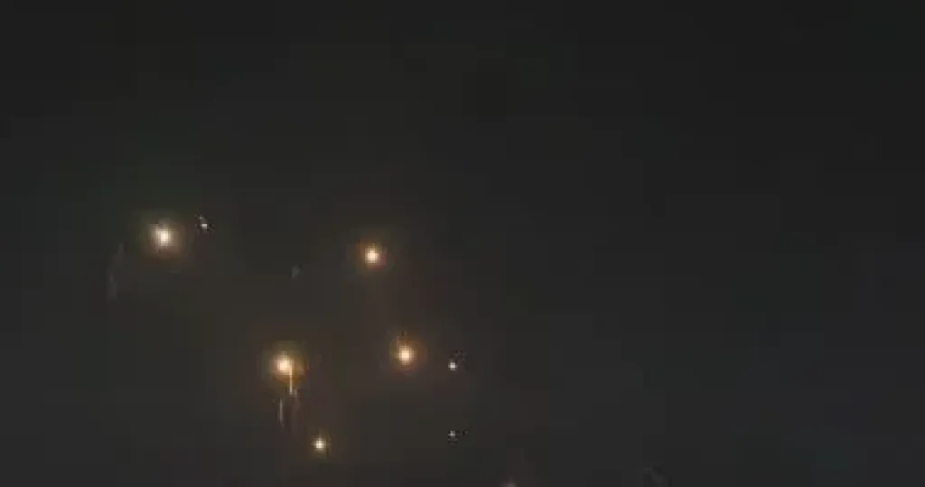 وابل من الصواريخ الباليستية