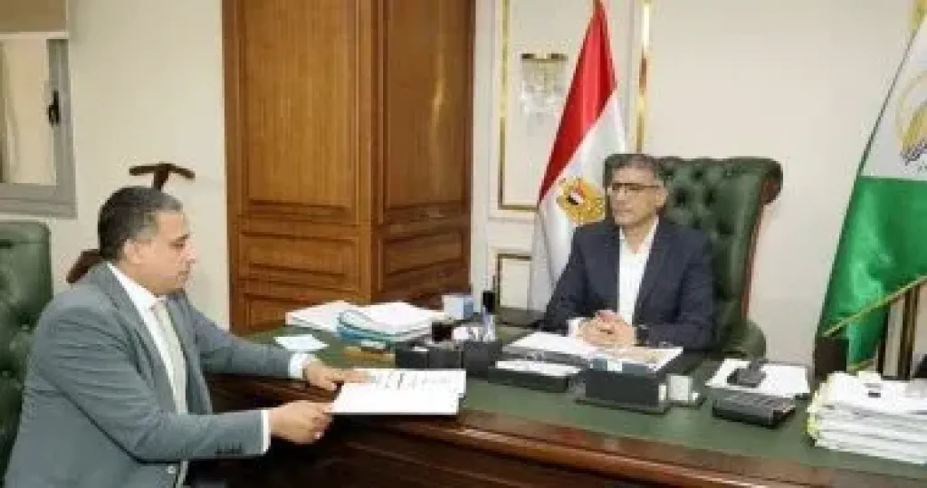 المهندس عادل النجار محافظ الجيزة يعتمد نتيجة الشهادة الإعدادية