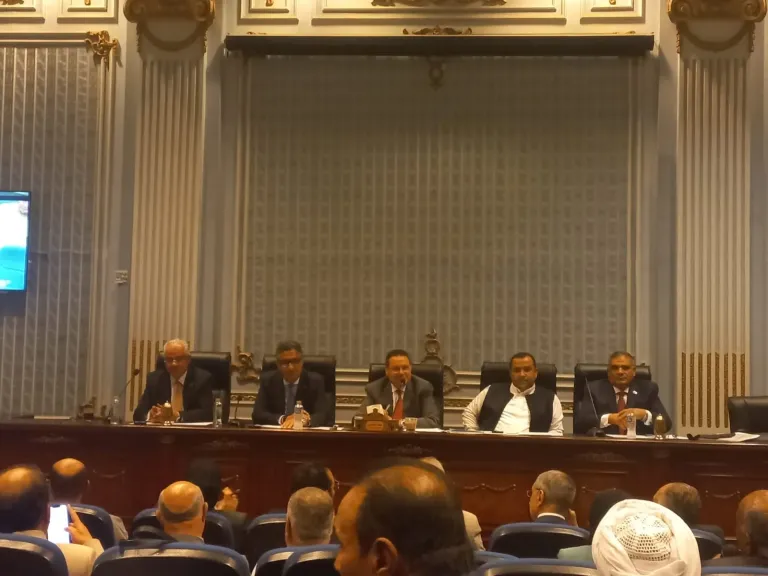 جانب من الاجتماع 