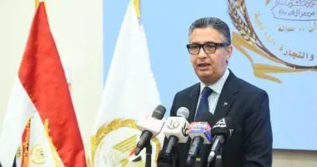 وزير التموين 