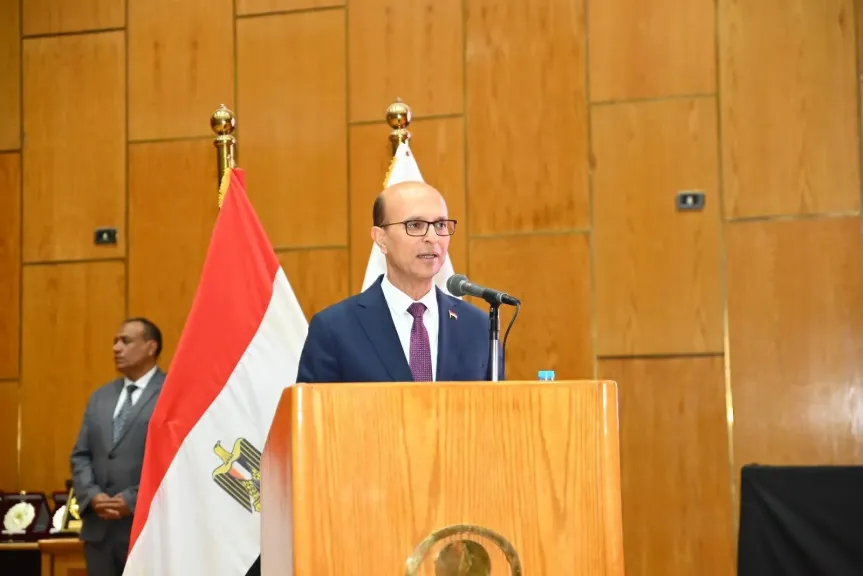 رئيس جامعة 