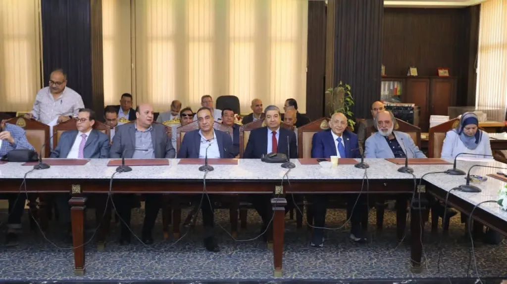 مجلس جامعة الزقازيق 