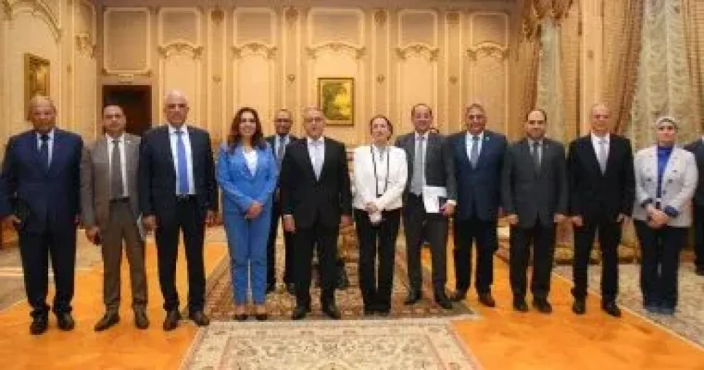 على هامش اللقاء