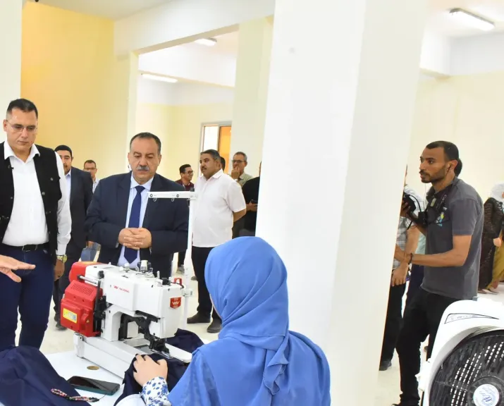 محافظ أسيوط 