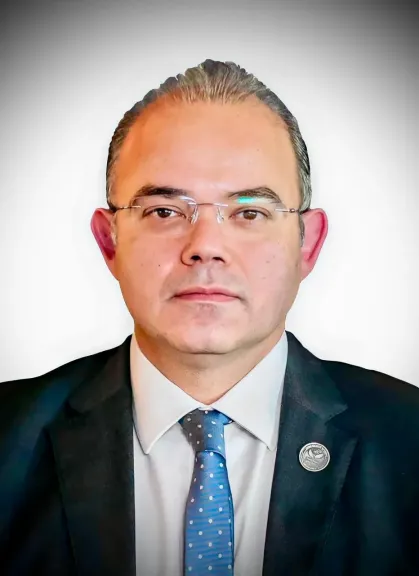  الدكتور محمد فريد