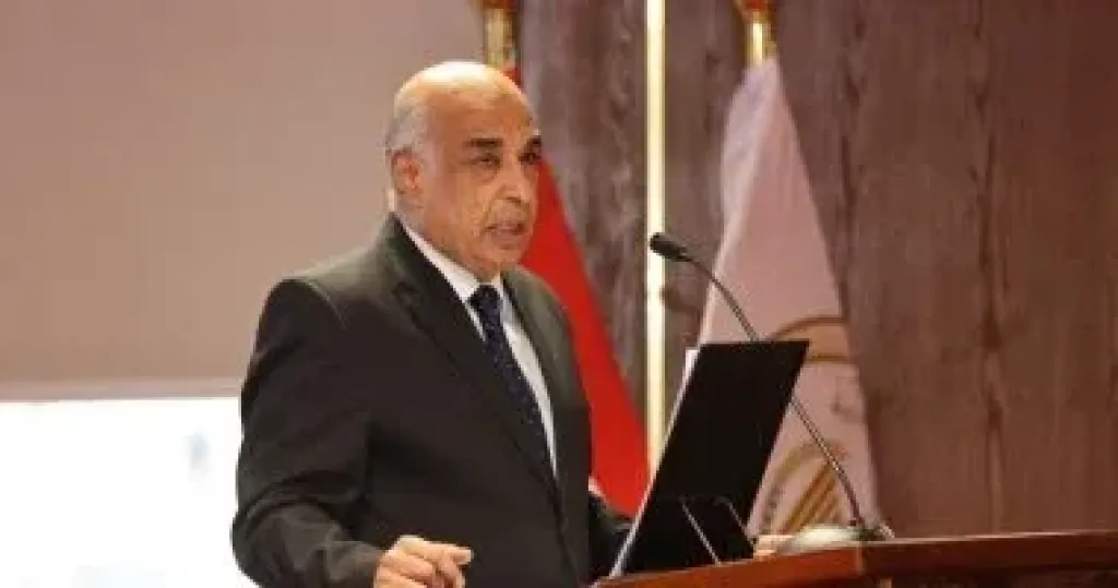 المستشار عدنان فنجري وزير العدل