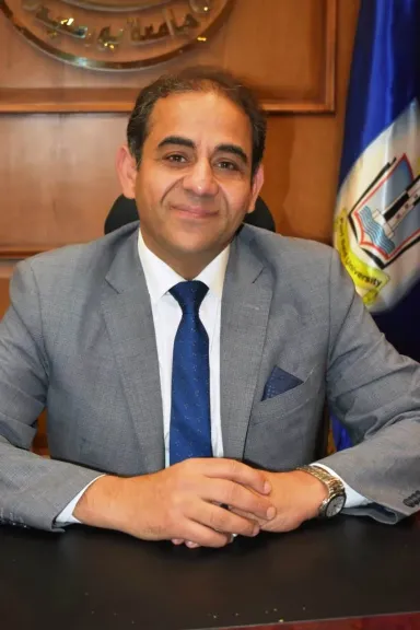 رئيس جامعة بورسعيد 