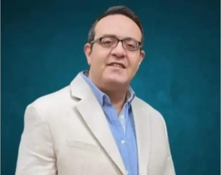 الكاتب الصحفى أحمد جلال عيسى