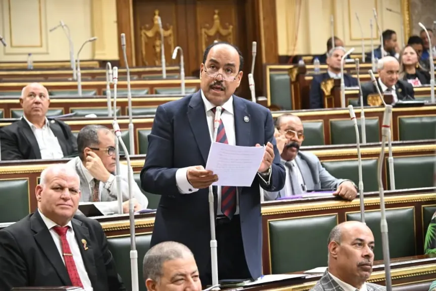 النائب أحمد قورة 