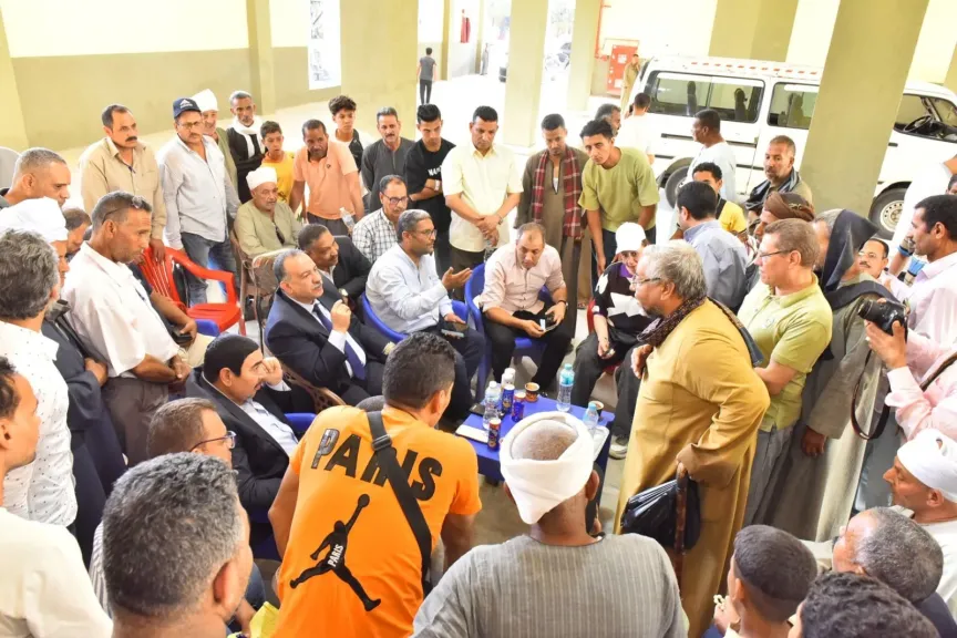محافظ أسيوط 
