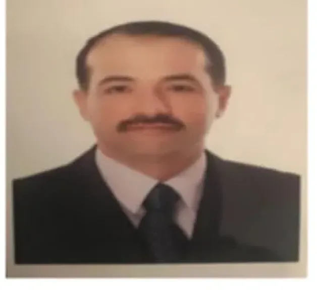 الكاتب 
