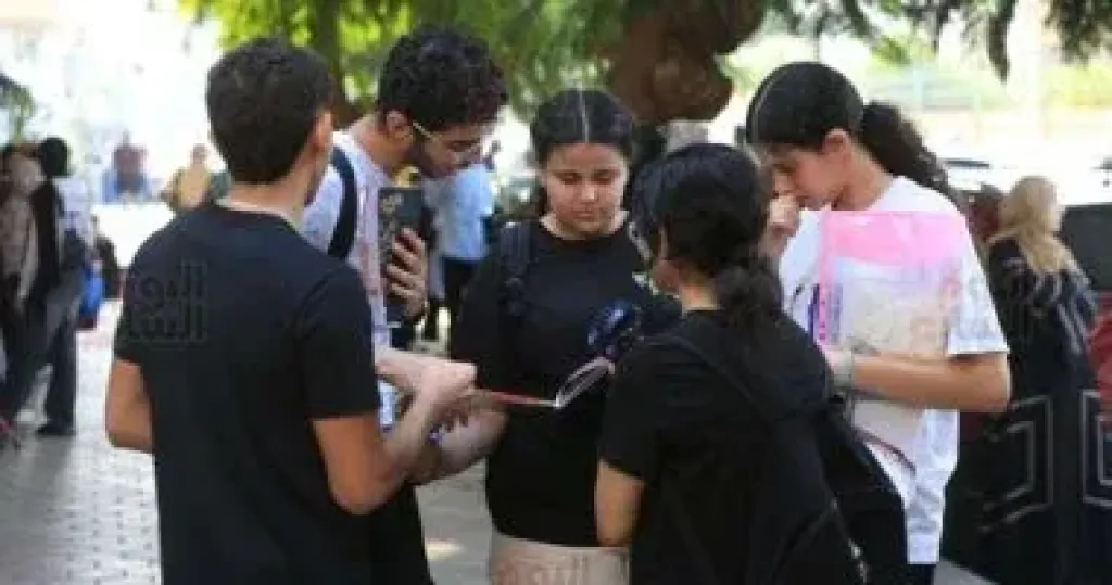 طلاب الثانوية العامة