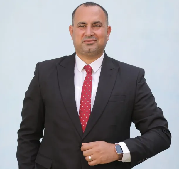 الصحفى صديق العيسوي،