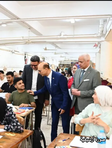 رئيس جامعة 