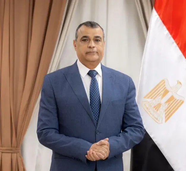 وزير الإنتاج الحربي 