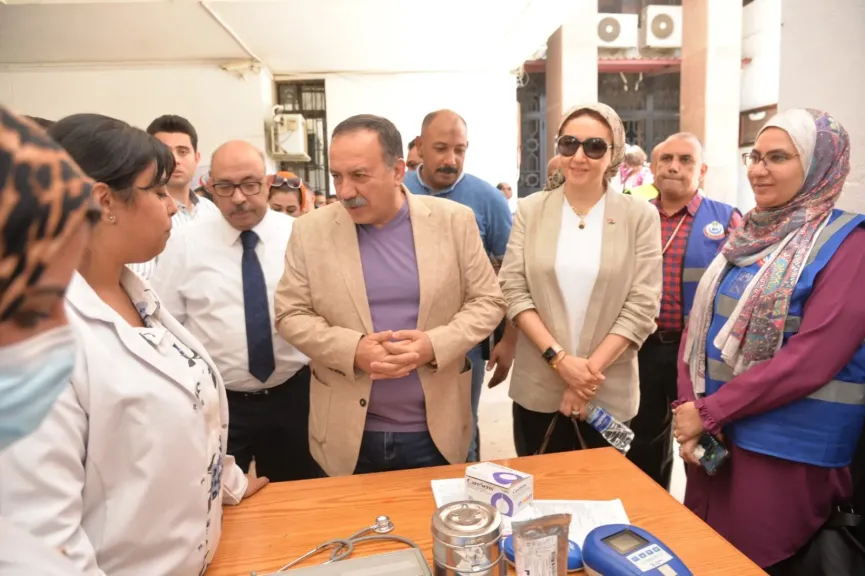 محافظ أسيوط 