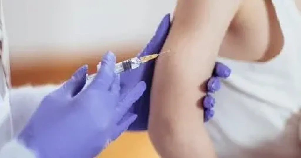 التطعيمات