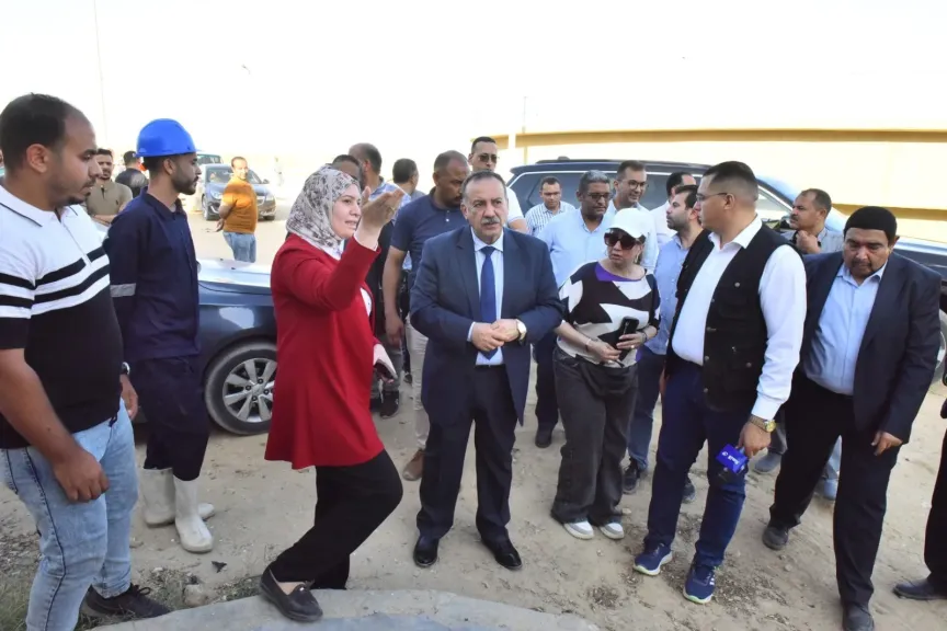 جانب من متابعه 