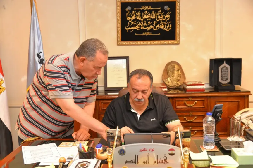 محافظ أسيوط 