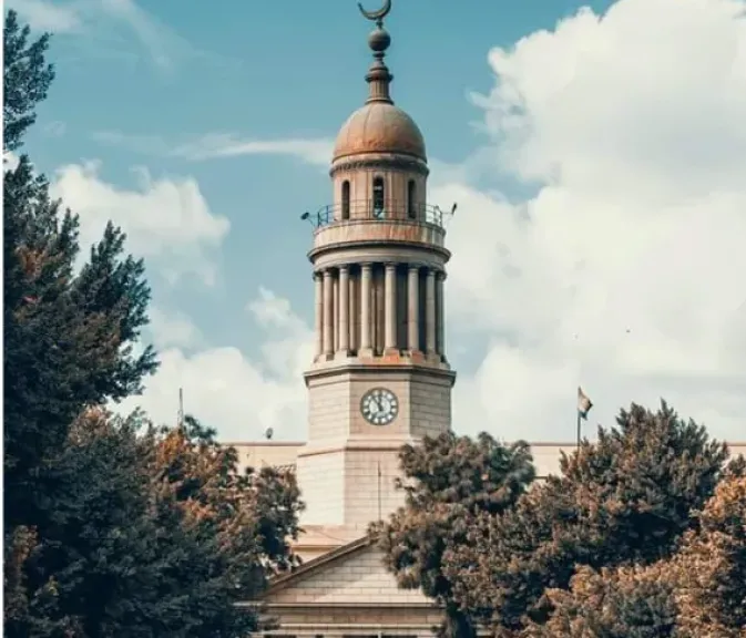 مستشفيات جامعة القاهرة 