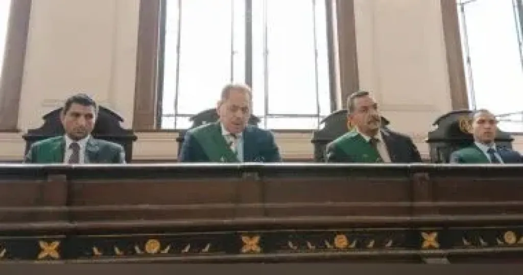 هيئة المحكمة برئاسة المستشار جمال البغدادي رئيس المحكمة