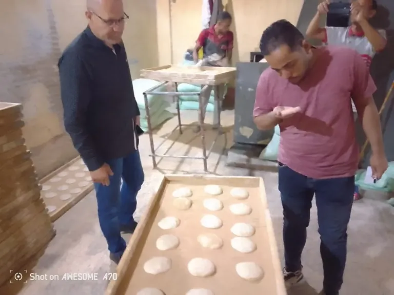 جانب من متابعه 