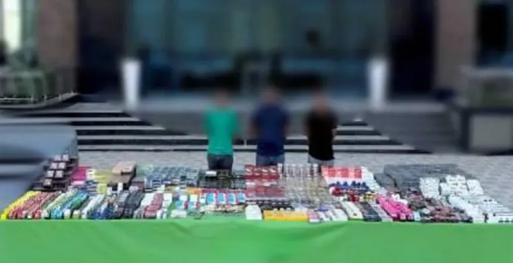 المتهمين والمضبوطات