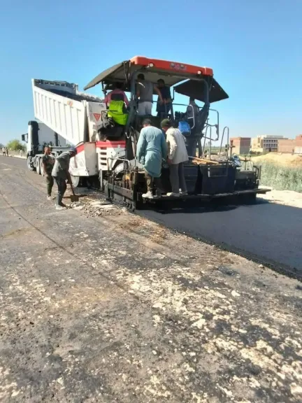 جانب من متابعه 