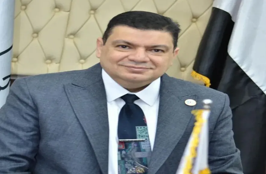 الدكتور امجد الوكيل