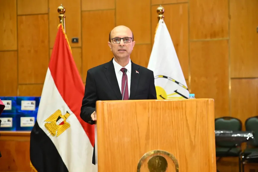 رئيس جامعة 