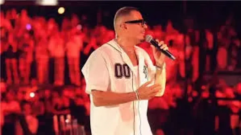 عمرو دياب