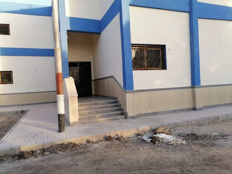جانب من متابعه 