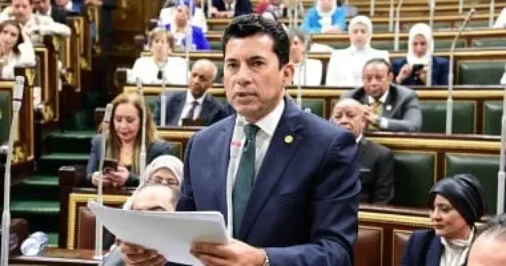 الدكتور أشرف صبحي 