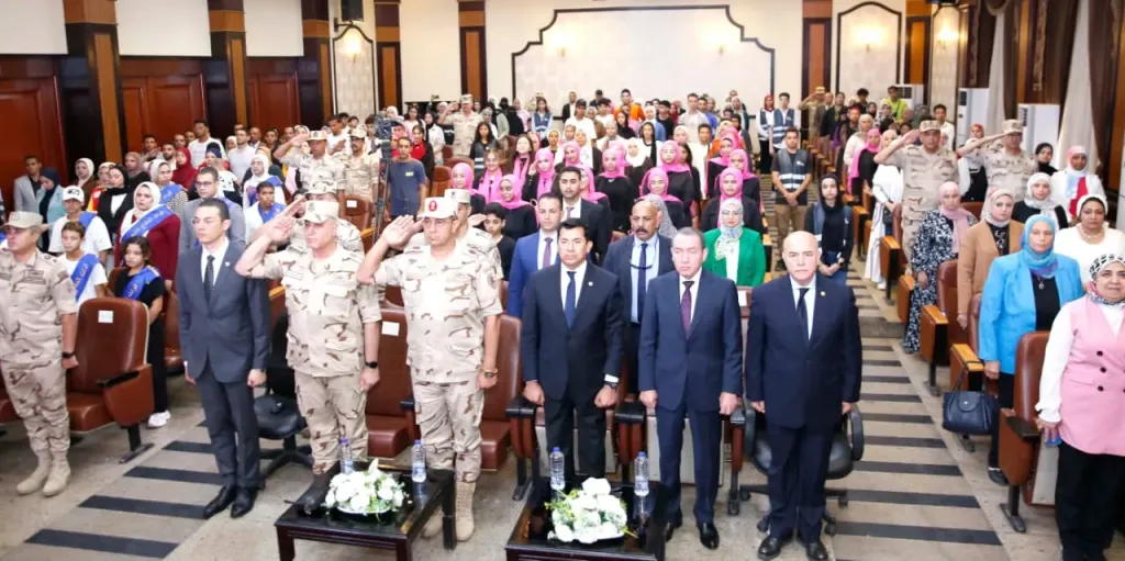 جانب من الندوة