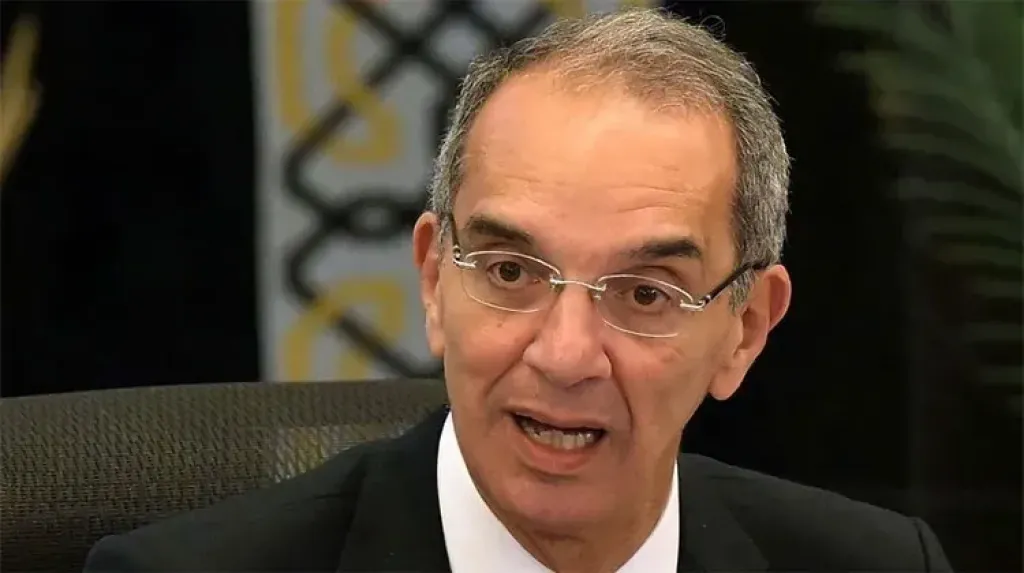 وزير الاتصالات 