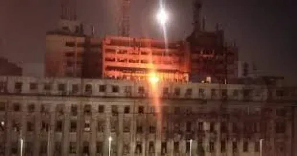 تجدد حريق سنترال رمسيس