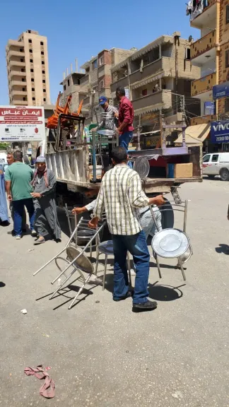جانب من متابعه 