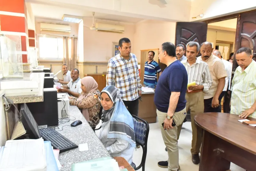 محافظ أسيوط 