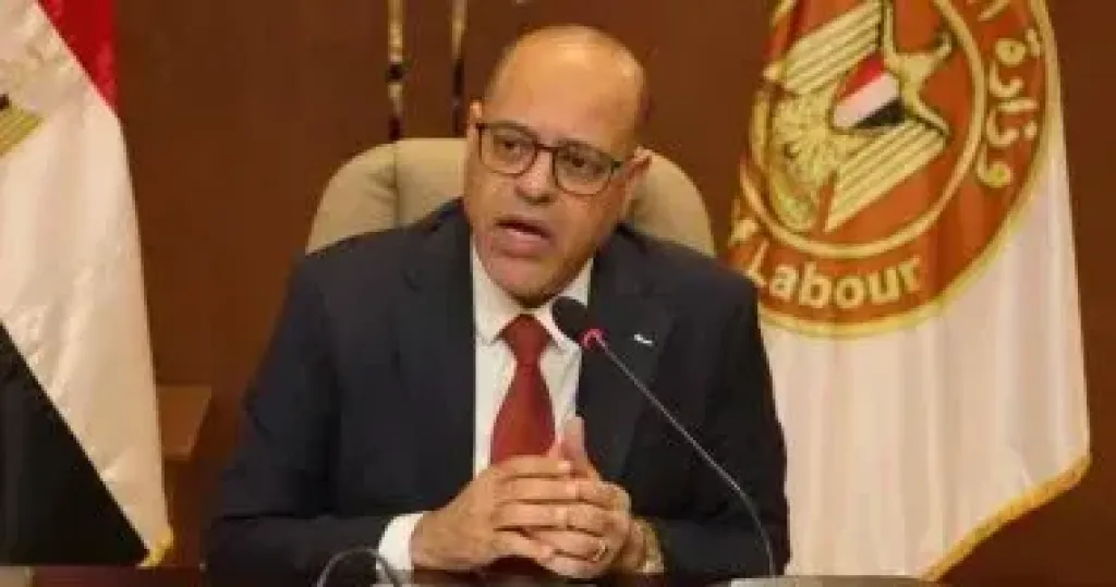وزير العمل 
