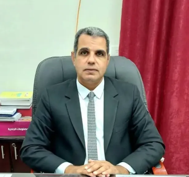 الاستاذ محمد هدية