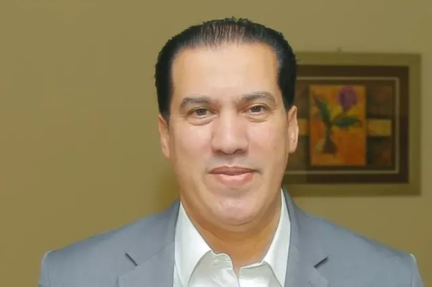 عمر الأيوبى