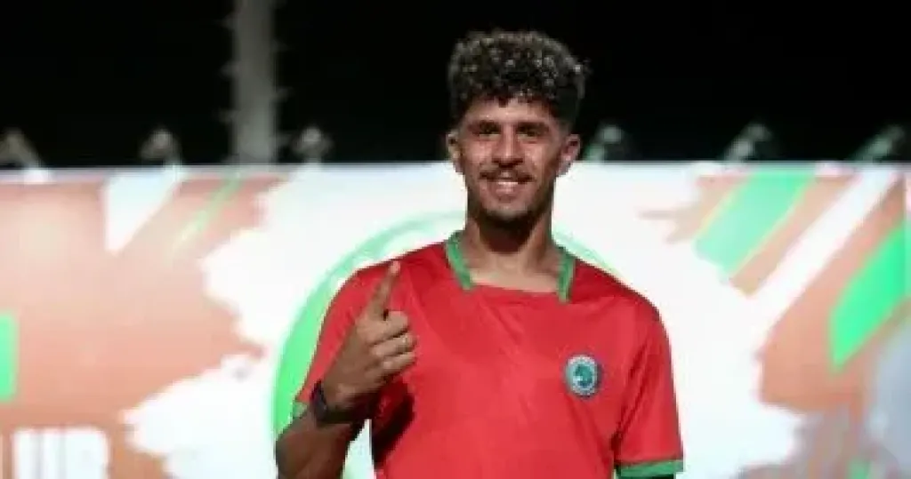محمود ممدوح مهاجم مودرن سبورت