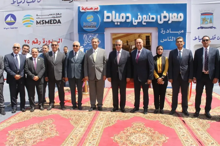 افتتاح معرض الأثاث 