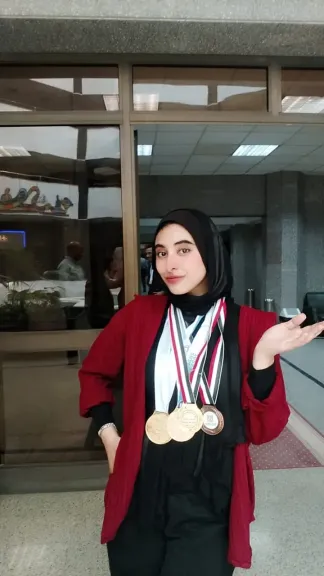 جانب من متابعه 