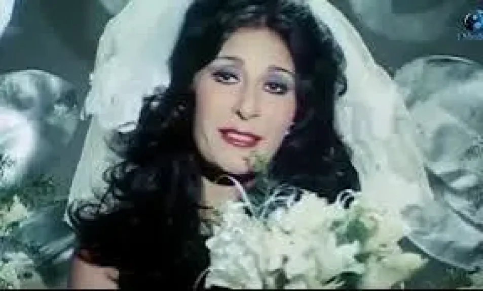 زيزي مصطفي 