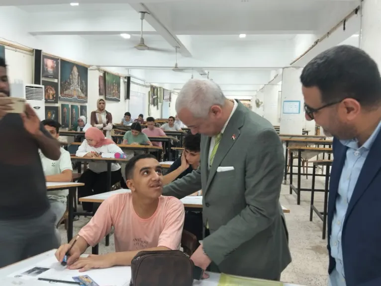 نائب رئيس جامعة 