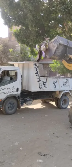 جانب من متابعه 